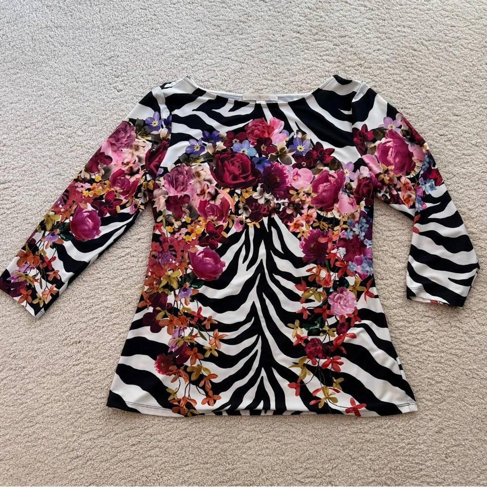 Boston Proper Black and White Zebra Top with Pink Floral Design - Picture 4 of 9